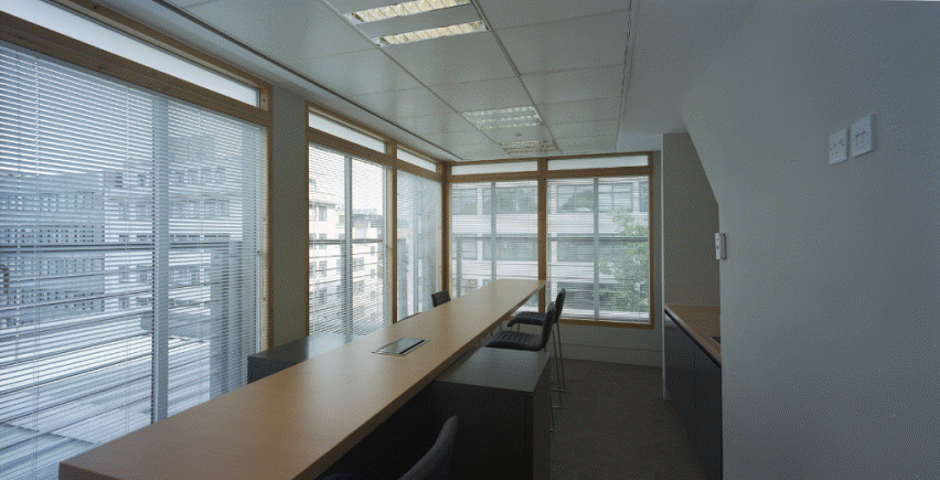 OFFICE LONDON-2